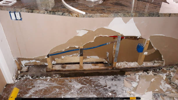 Best Commercial water damage restoration  in Gautier, MS